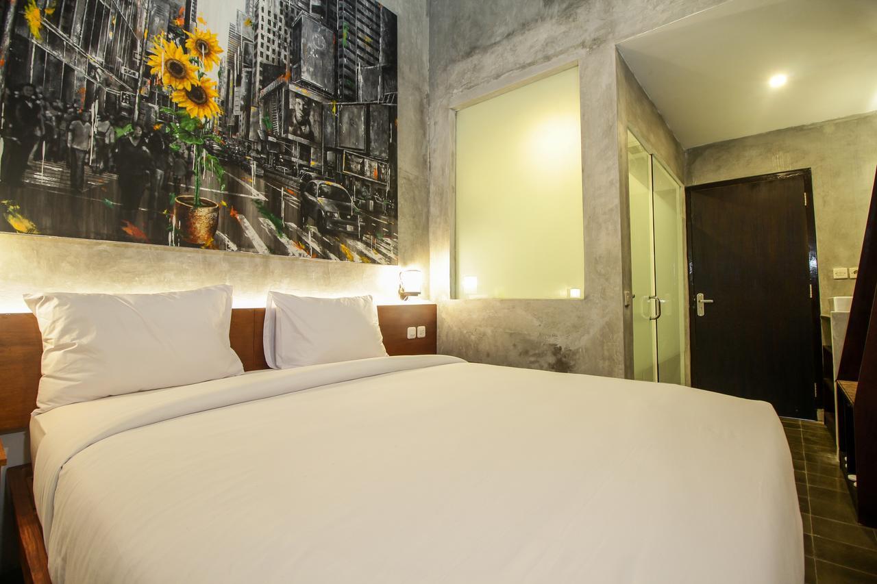 Watu Agung Guest House Маґеланґ Екстер'єр фото